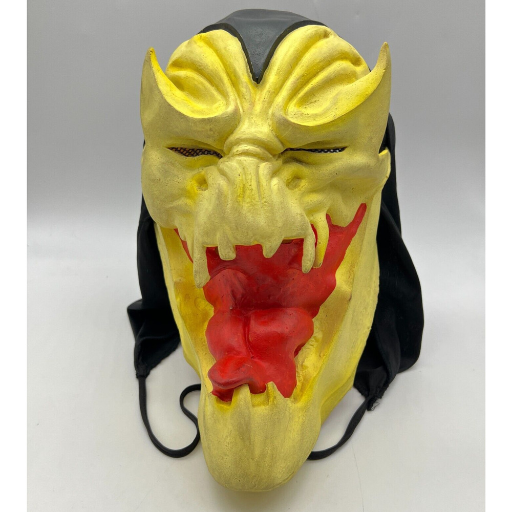 Vintage 1995 Paper Magic Group Yellow Skull Demon Vinyl Mask Monster Devil